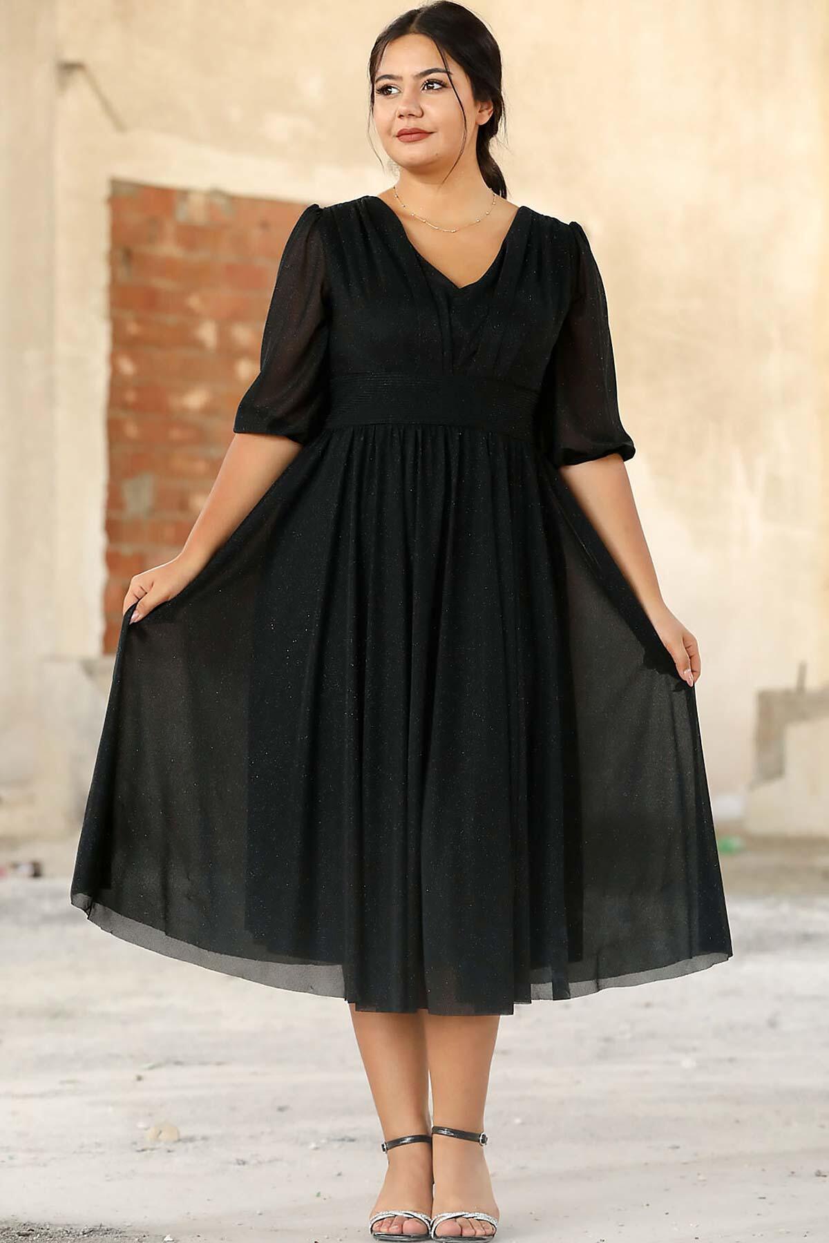 Plus - Size Pleated Waist Evening Dress — Black