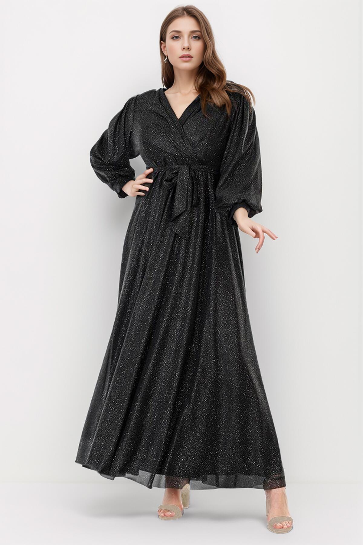 Plus - Size Long Glitter Evening Dress — Black