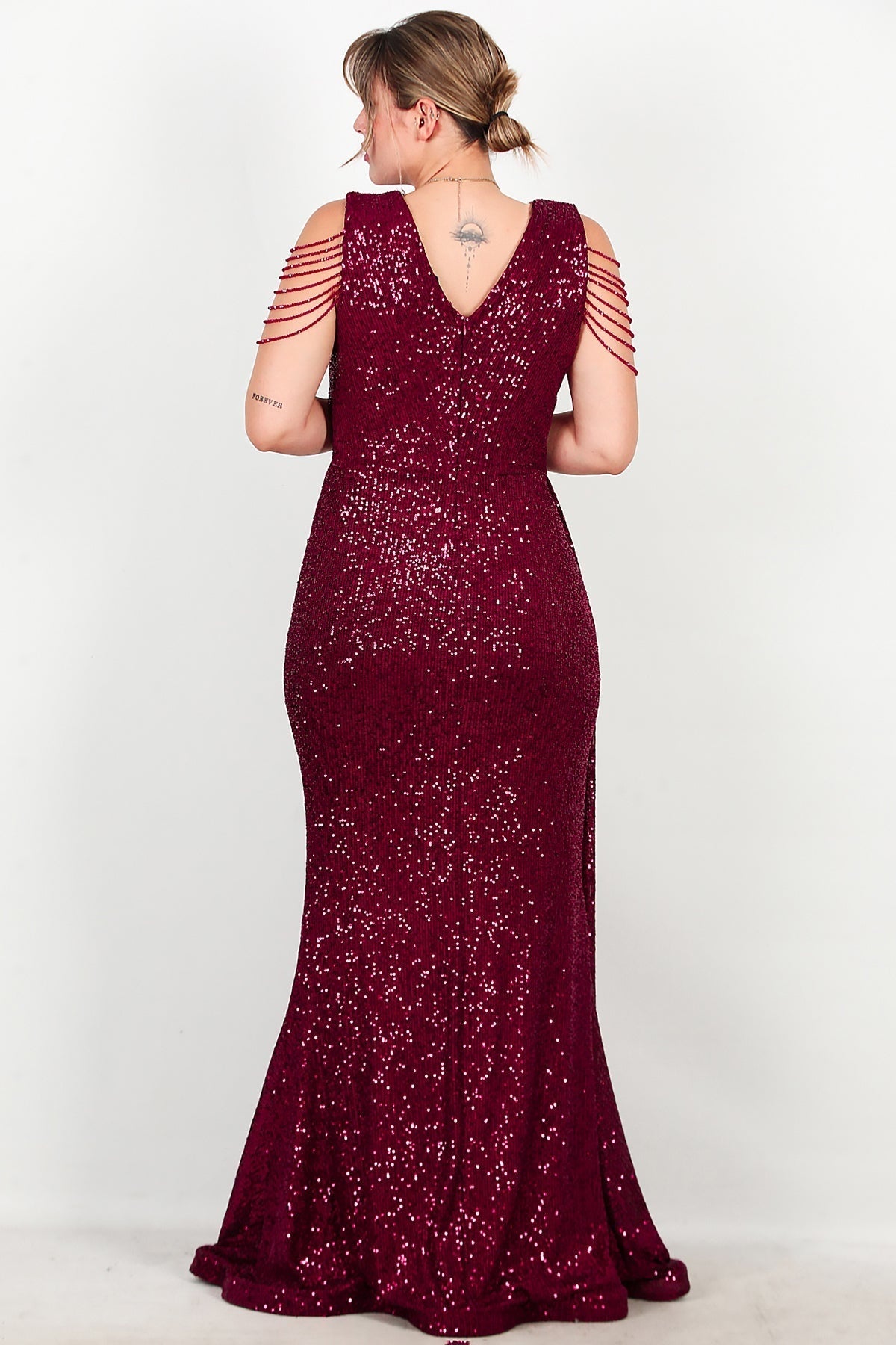 Plus - Size Burgundy Sequin Maxi Evening Dress With Shoulder Chain