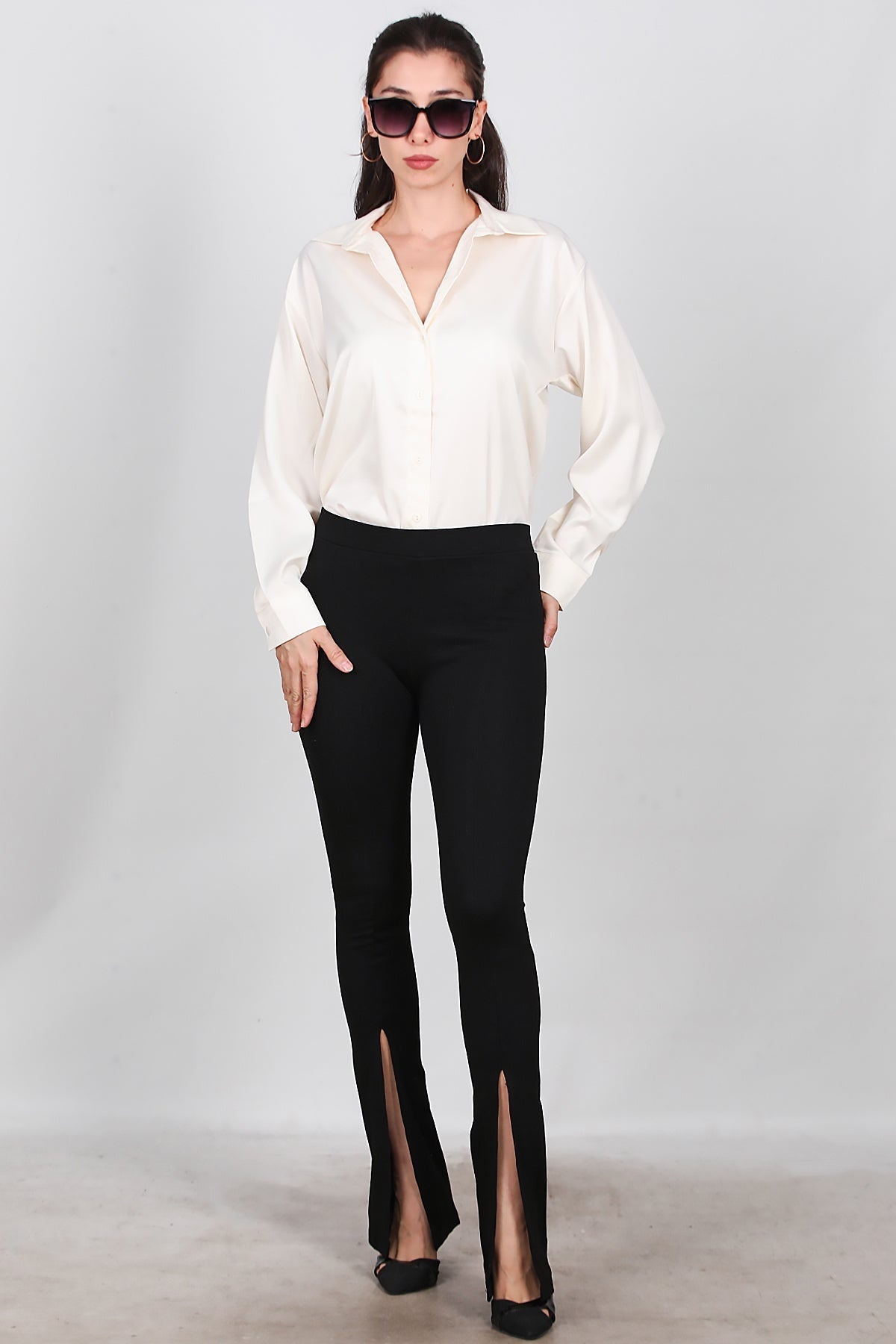 Women's Flared Leggings With Side Slit — Black