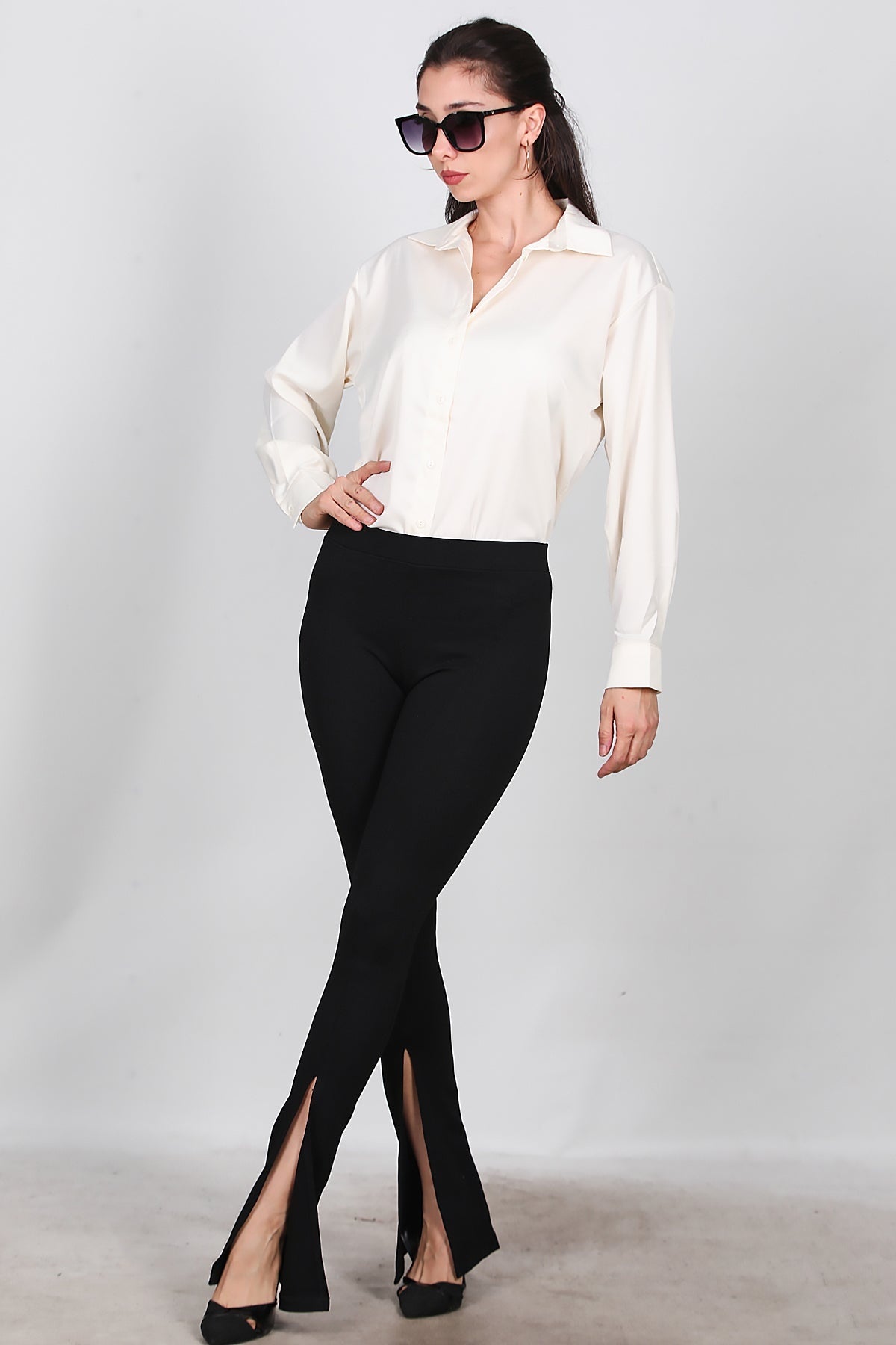 Women's Flared Leggings With Side Slit — Black