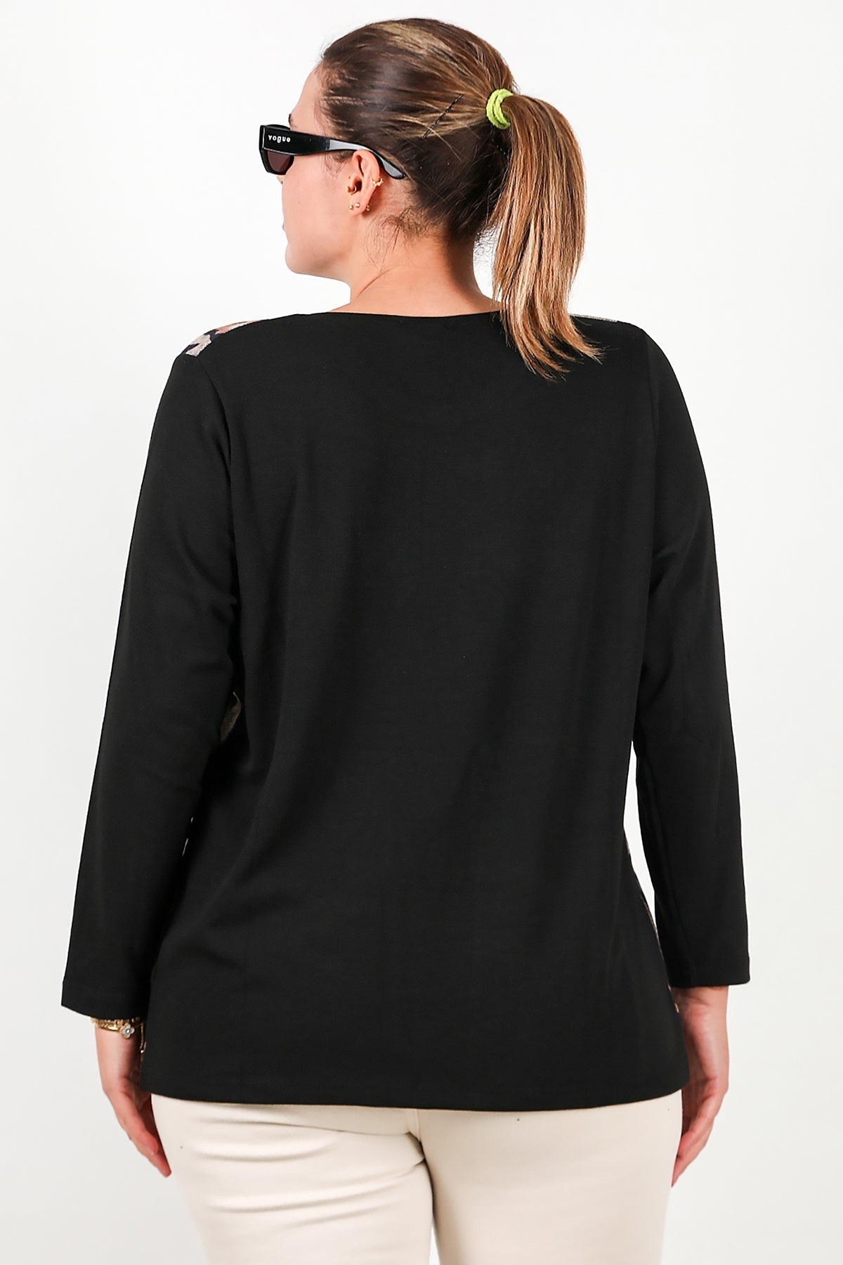 Plus - Size Leopard - Print Blouse — Black