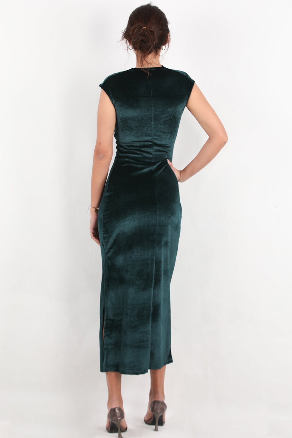 Long Velvet Dress With Clip Detail — Emerald