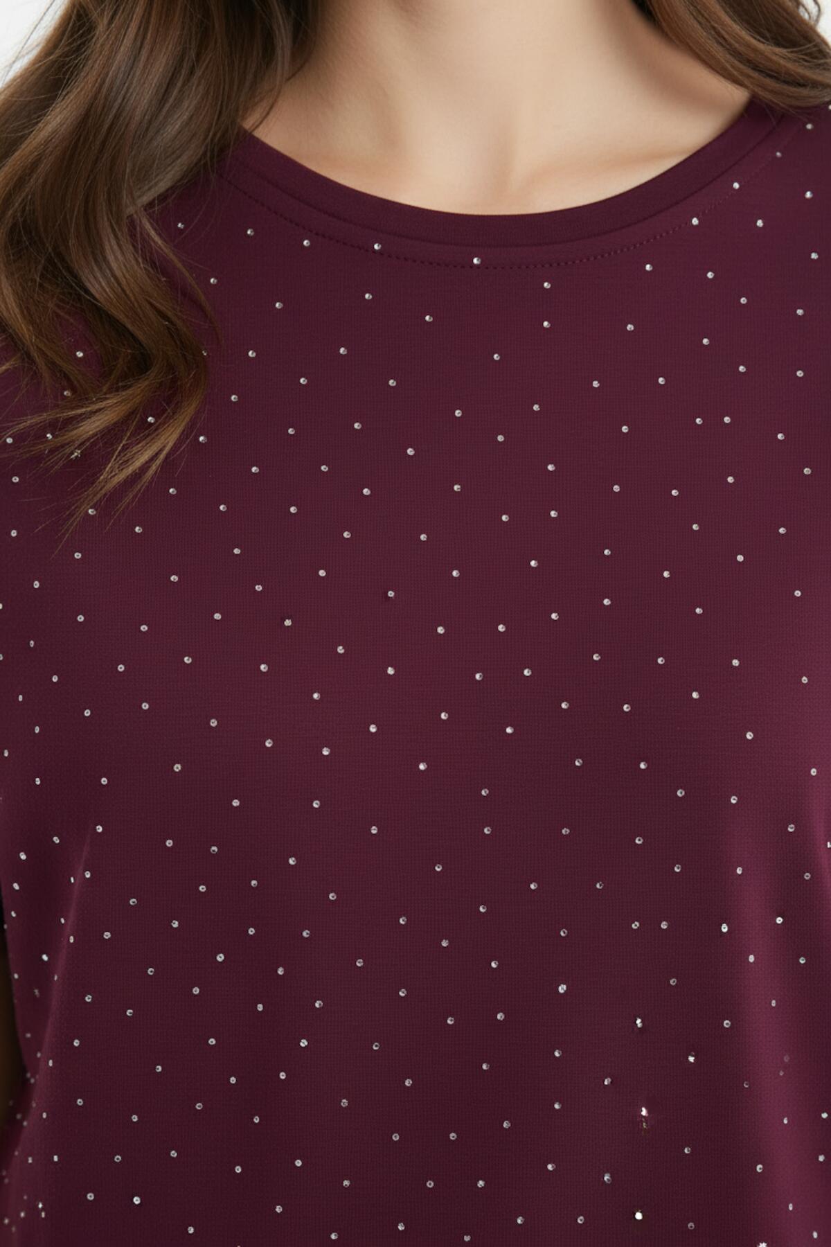 Women's Embellished Oval - Hem T - Shirt — Burgundy