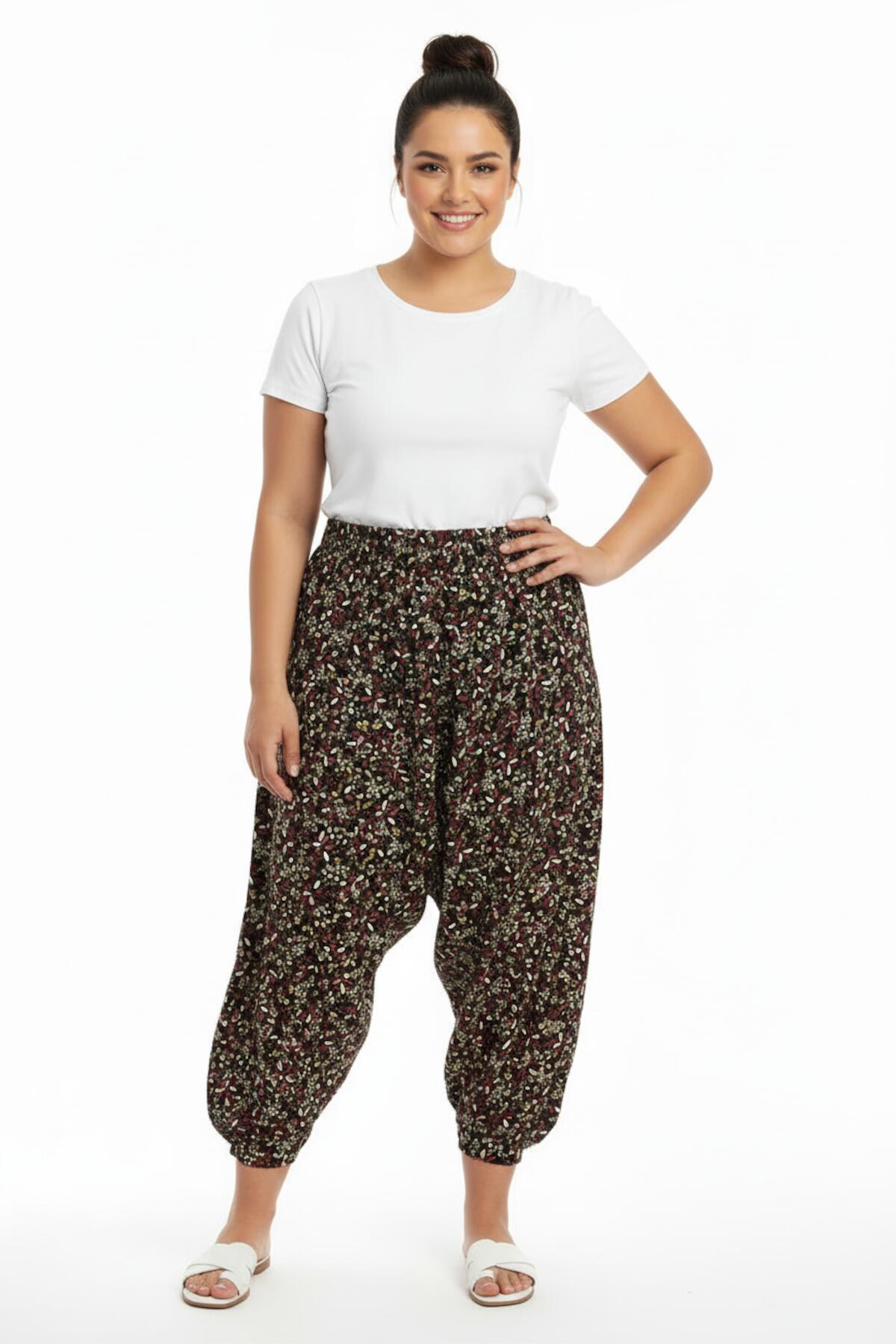 Plus - Size Patterned Woven Trousers — Multicolor