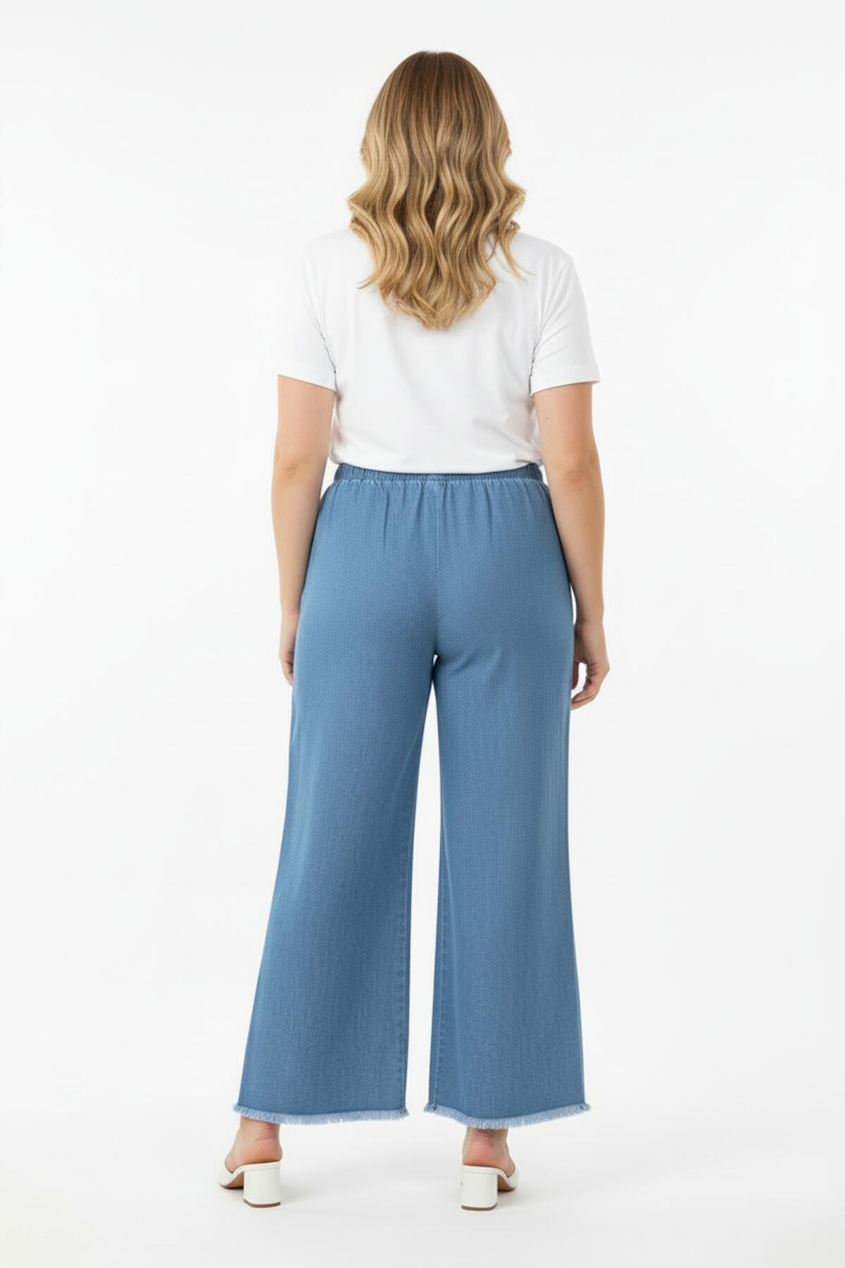 Plus - Size Wide - Leg Lightweight Denim Trousers — Blue