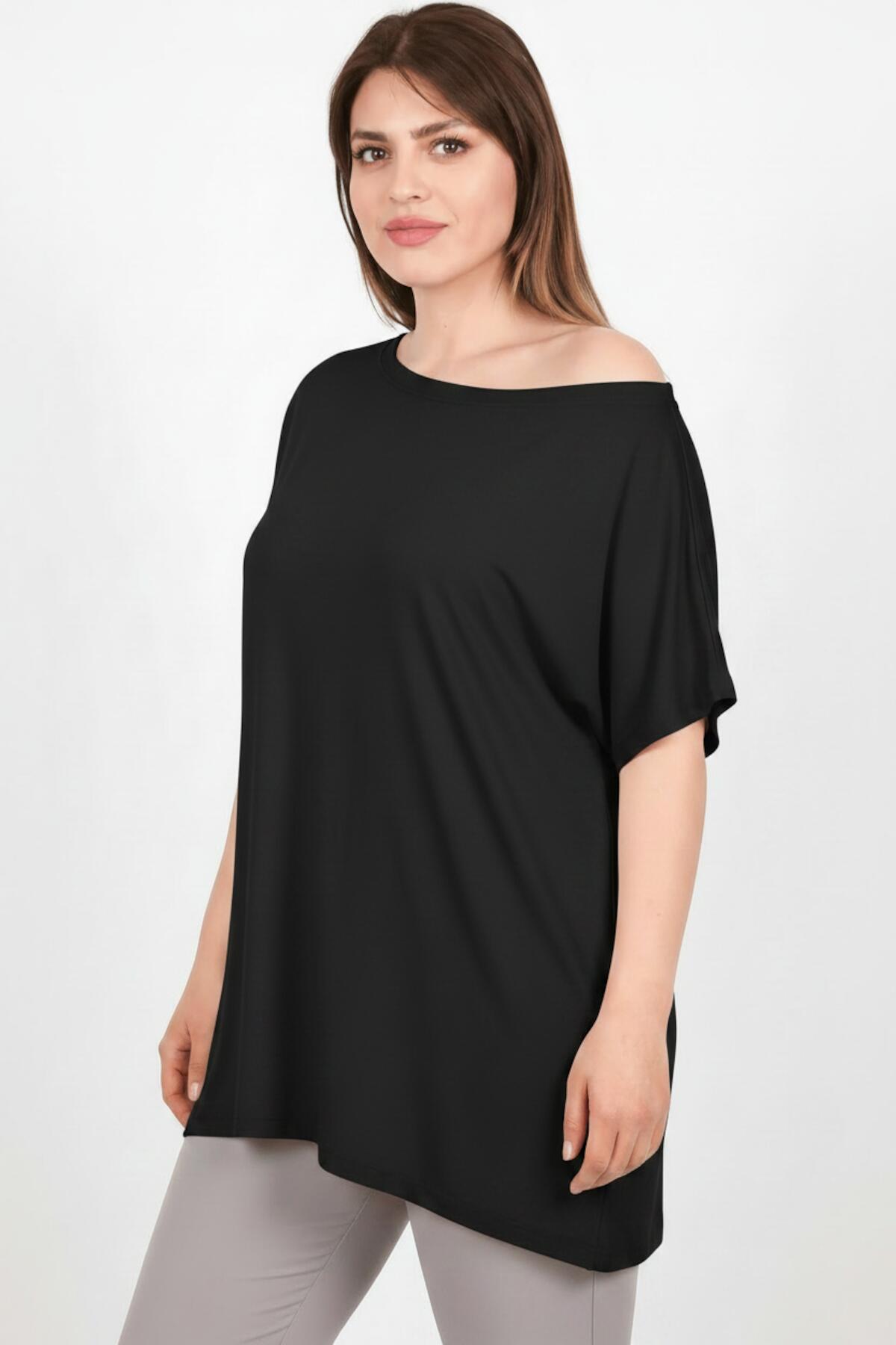 Plus - Size Oversized Off - Shoulder Blouse — Black