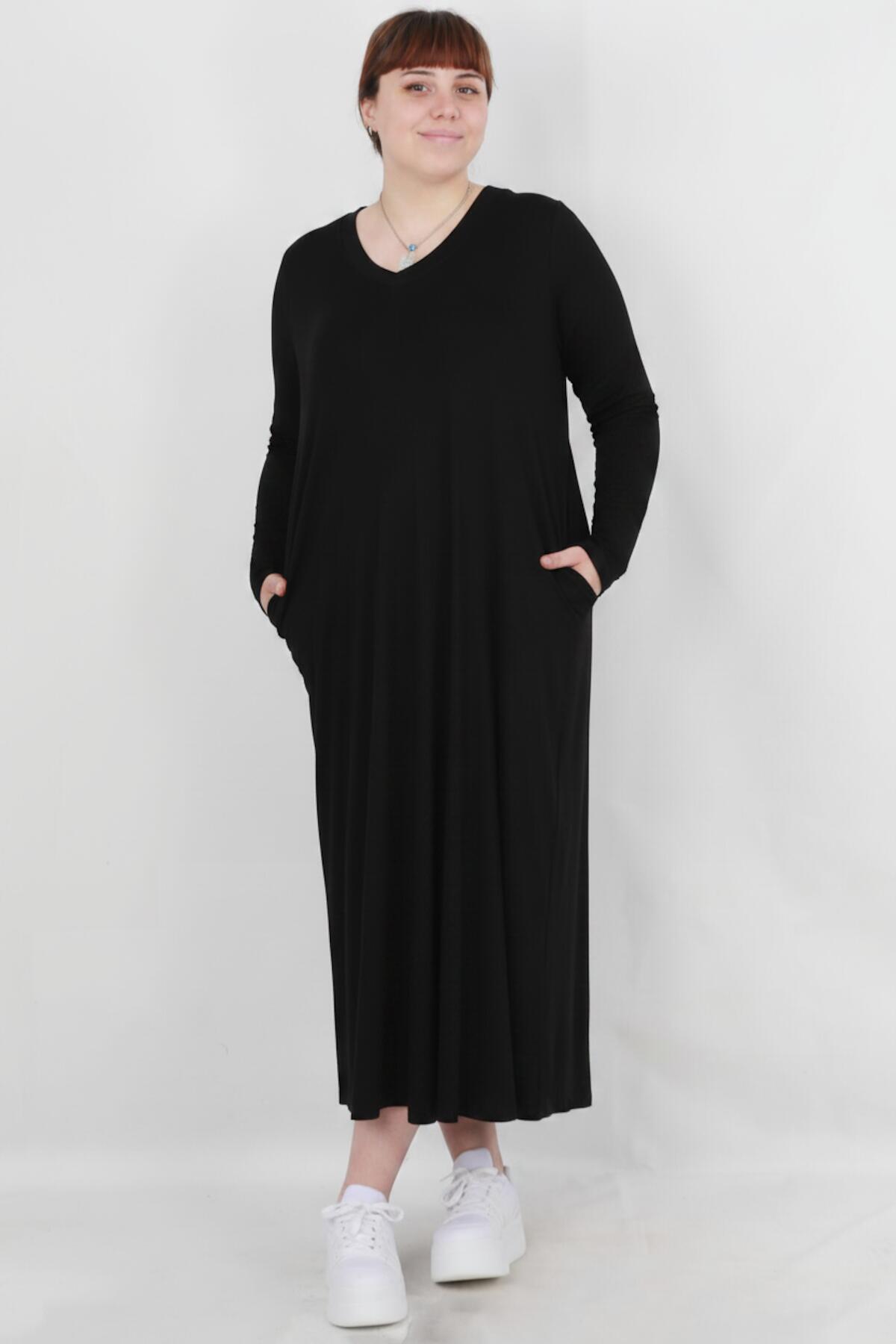 Plus - Size Relaxed Long - Sleeve Dress — Black