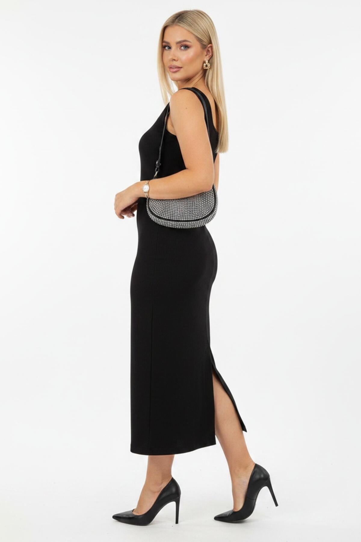 Plus - Size Sleeveless Square - Neck Dress — Black