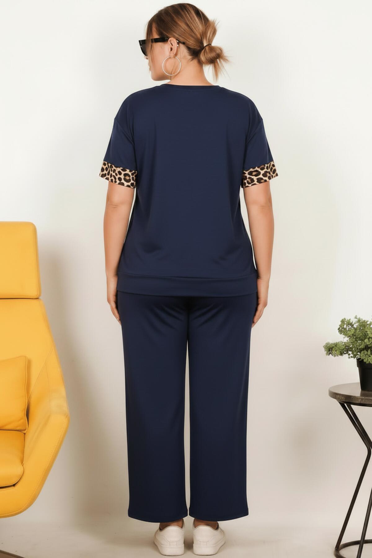 Plus‑Size Leopard‑Print Short‑Sleeve Set — Navy