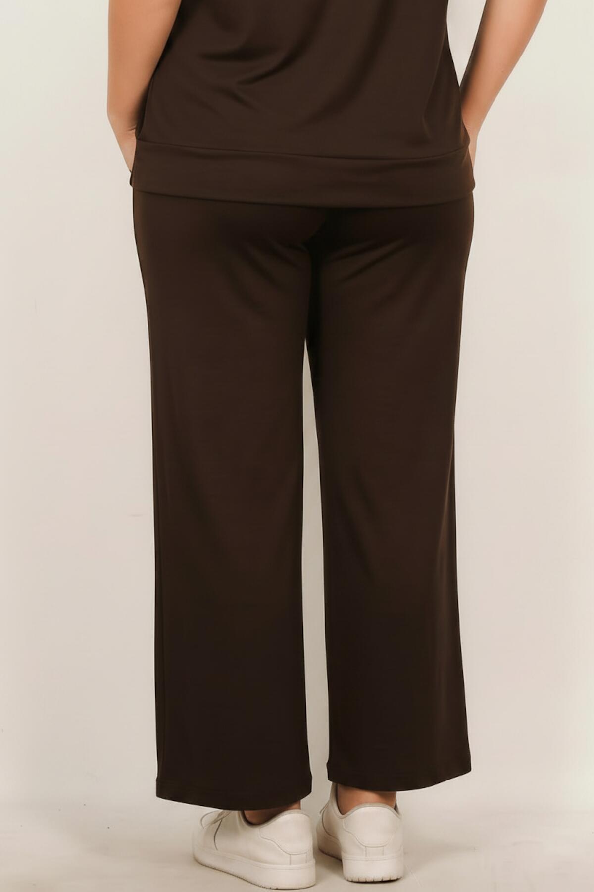 Plus - Size Leopard - Print Short - Sleeve Set — Brown