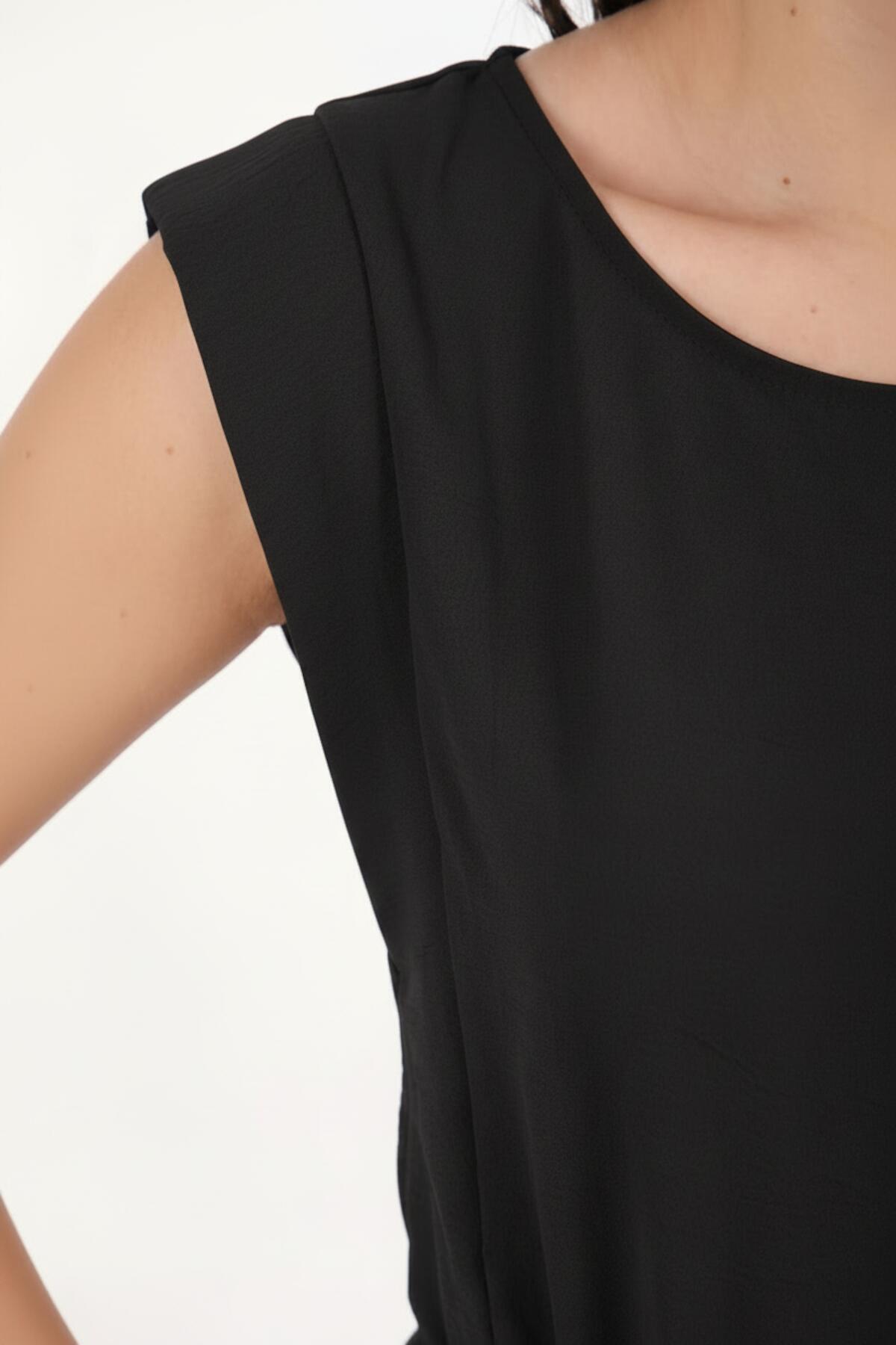 Black Dress With Padded Shoulders And Slim Elastic Waist