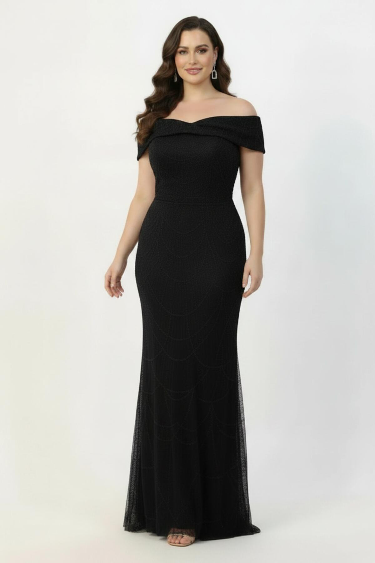 Plus - Size Long Evening Dress With Beaded Sequin Neckline — Black
