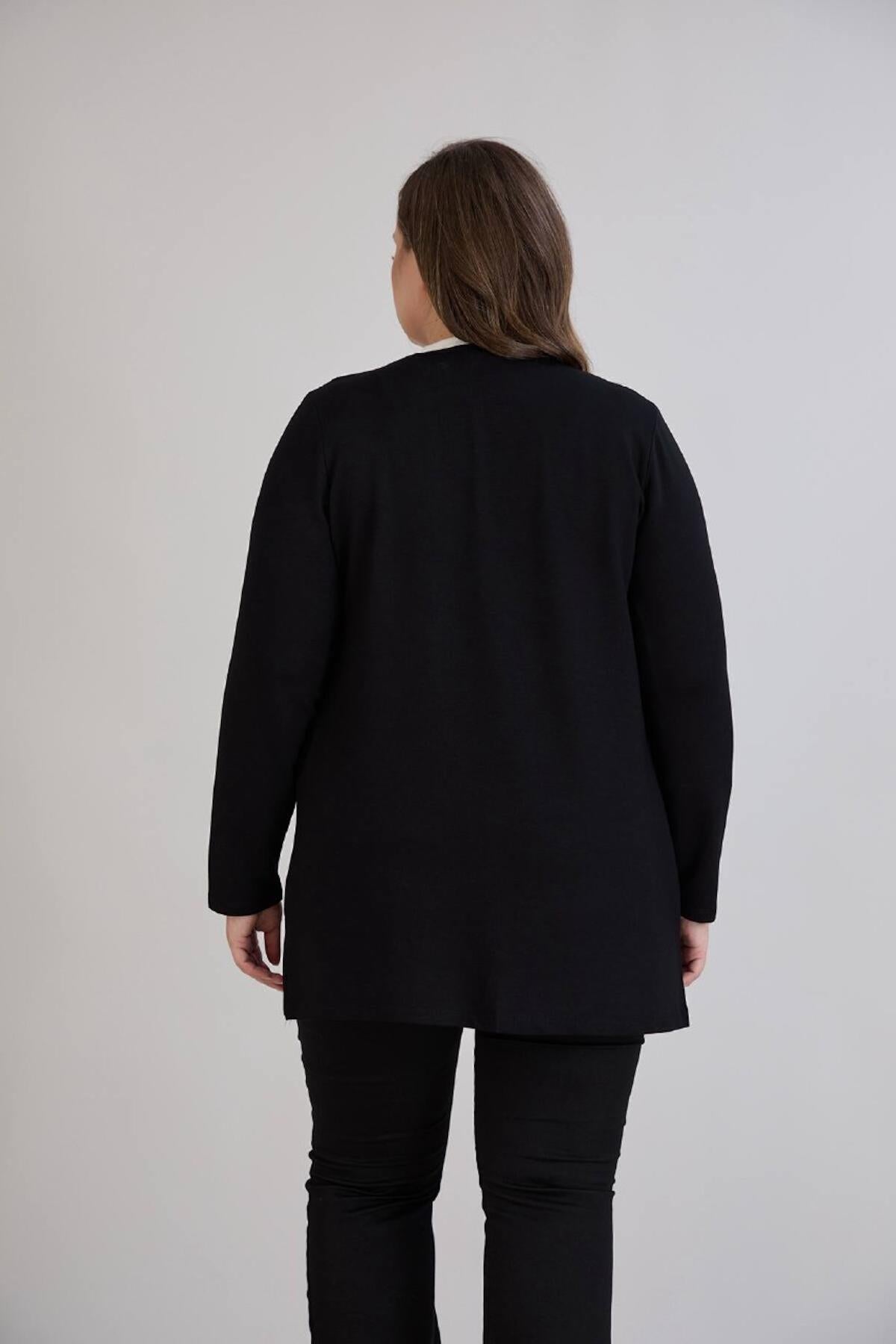 Plus - Size Stripe - Detail Cardigan — Black