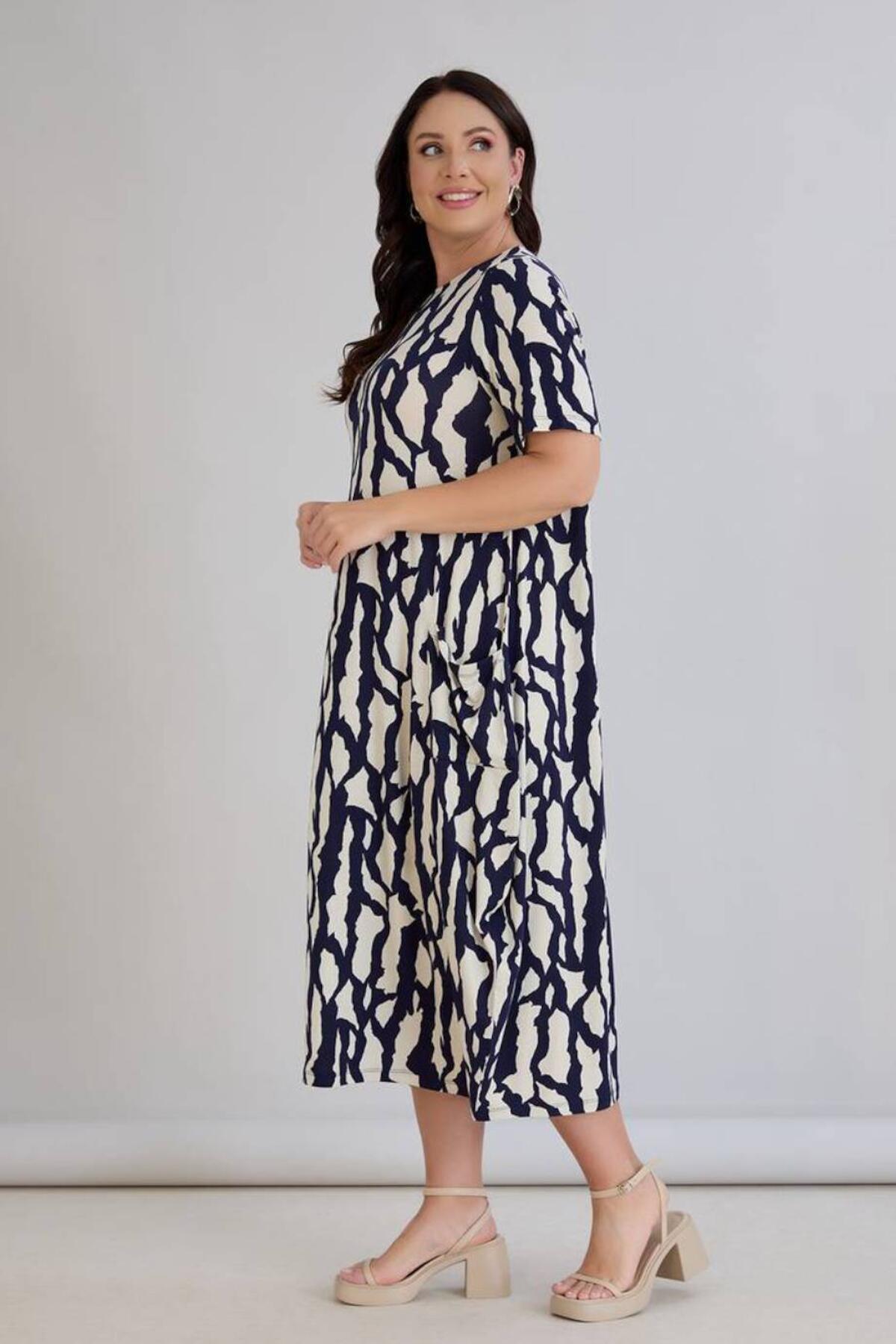 Plus - Size Printed Jersey Dress — Multicolor