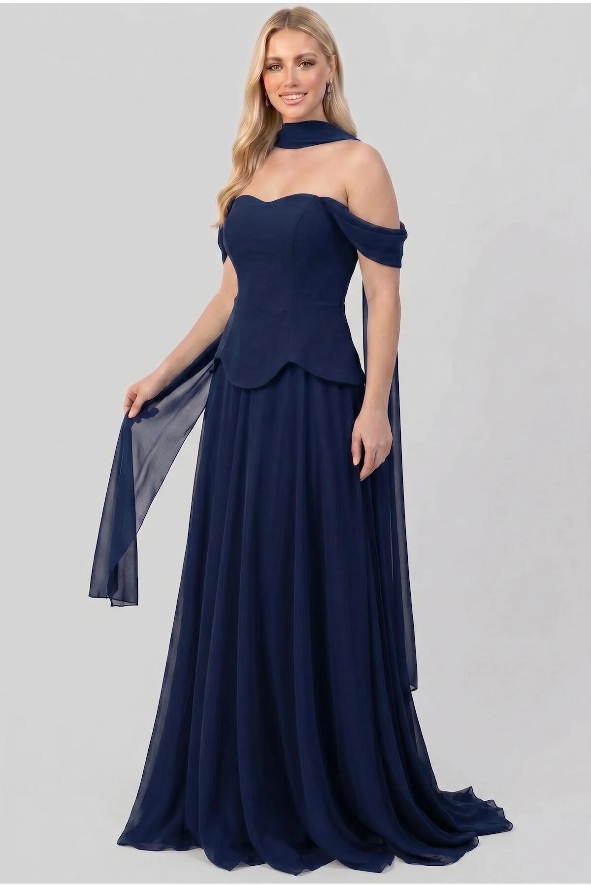 Crepe Evening Dress With Tulle Skirt And Shawl — Navy