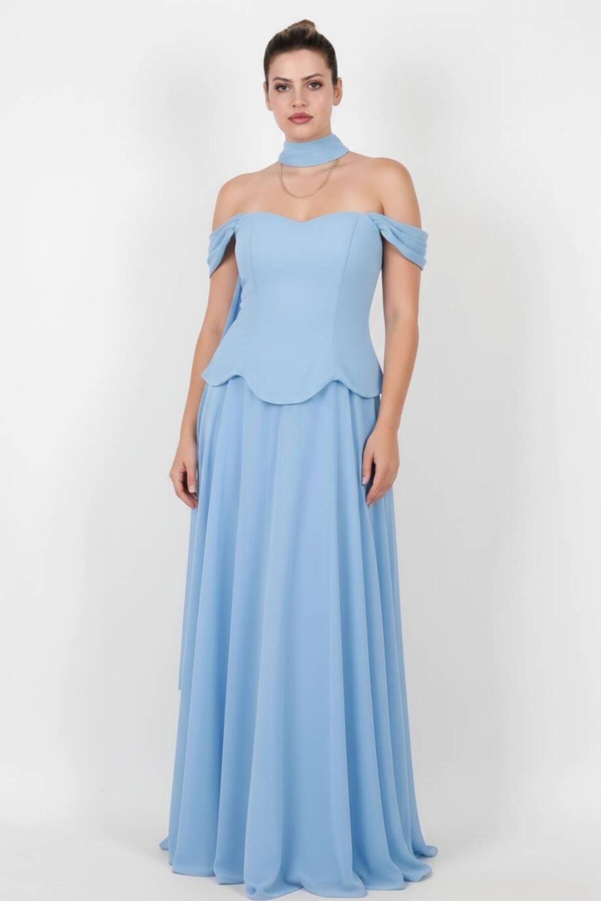 Plus - Size Crepe Evening Dress With Tulle Skirt And Shawl — Blue