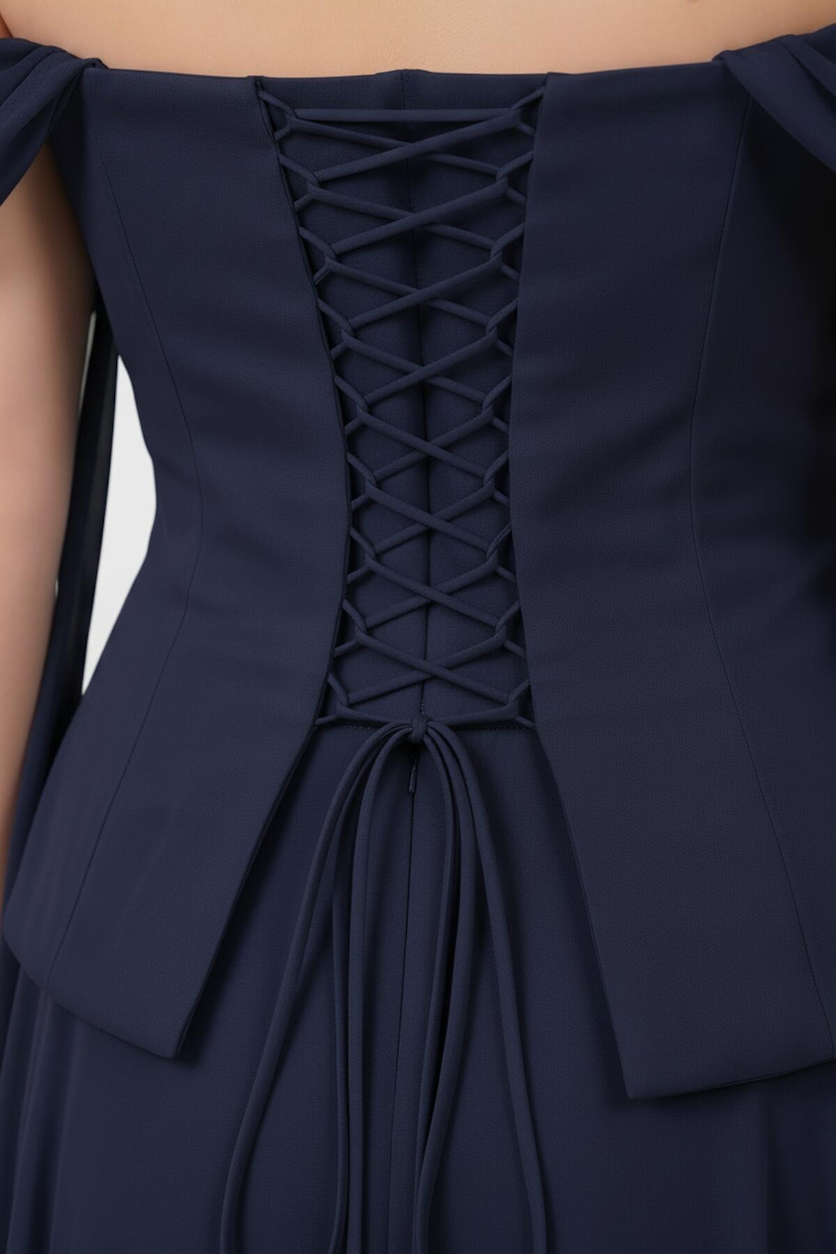 Plus - Size Crepe Evening Dress With Tulle Skirt And Shawl — Navy