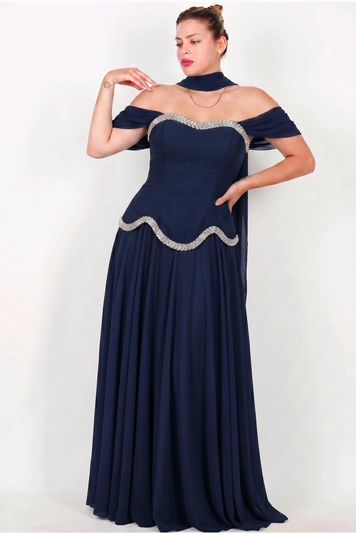 Plus‑Size Navy Crepe Evening Dress With Shawl & Tulle Skirt — Crystal Embellished