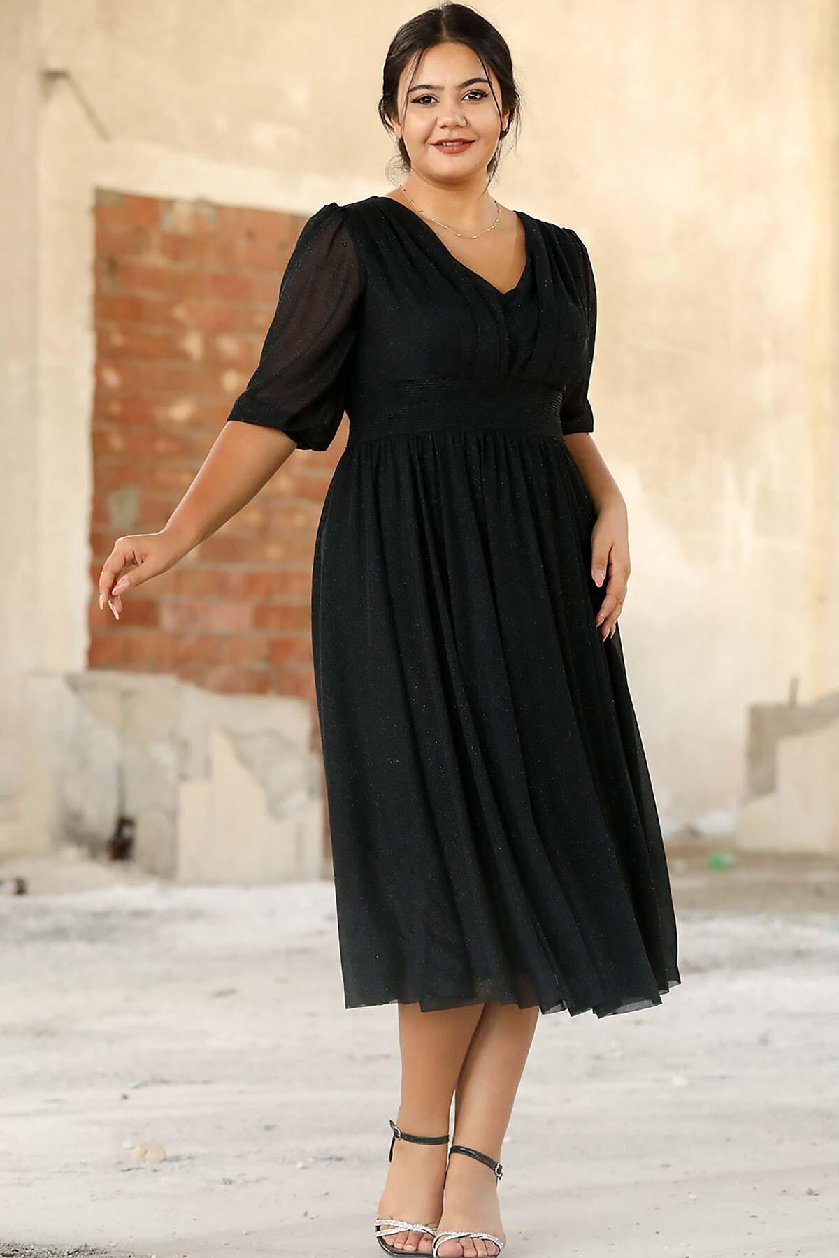 Plus - Size Pleated Waist Evening Dress — Black