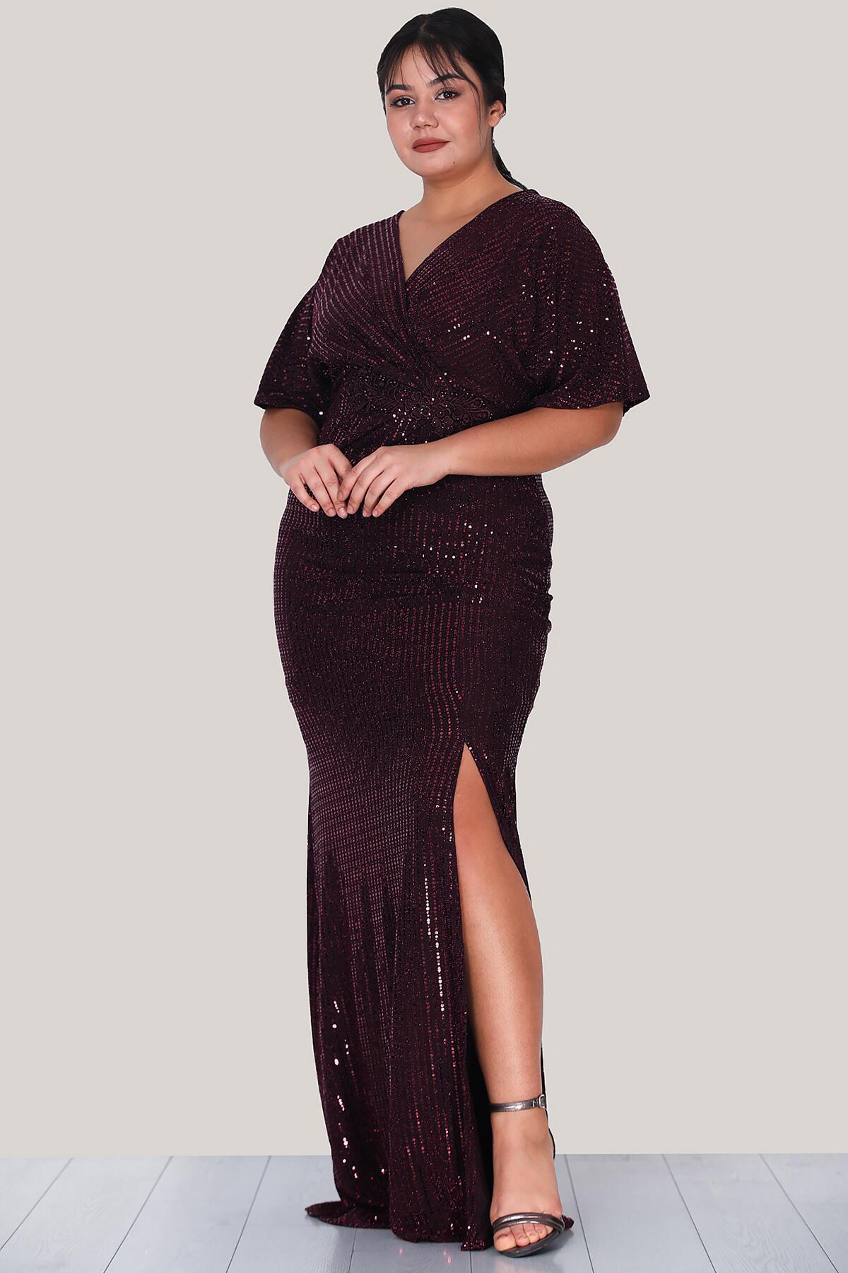 Plus - Size Sequin Evening Dress — Burgundy