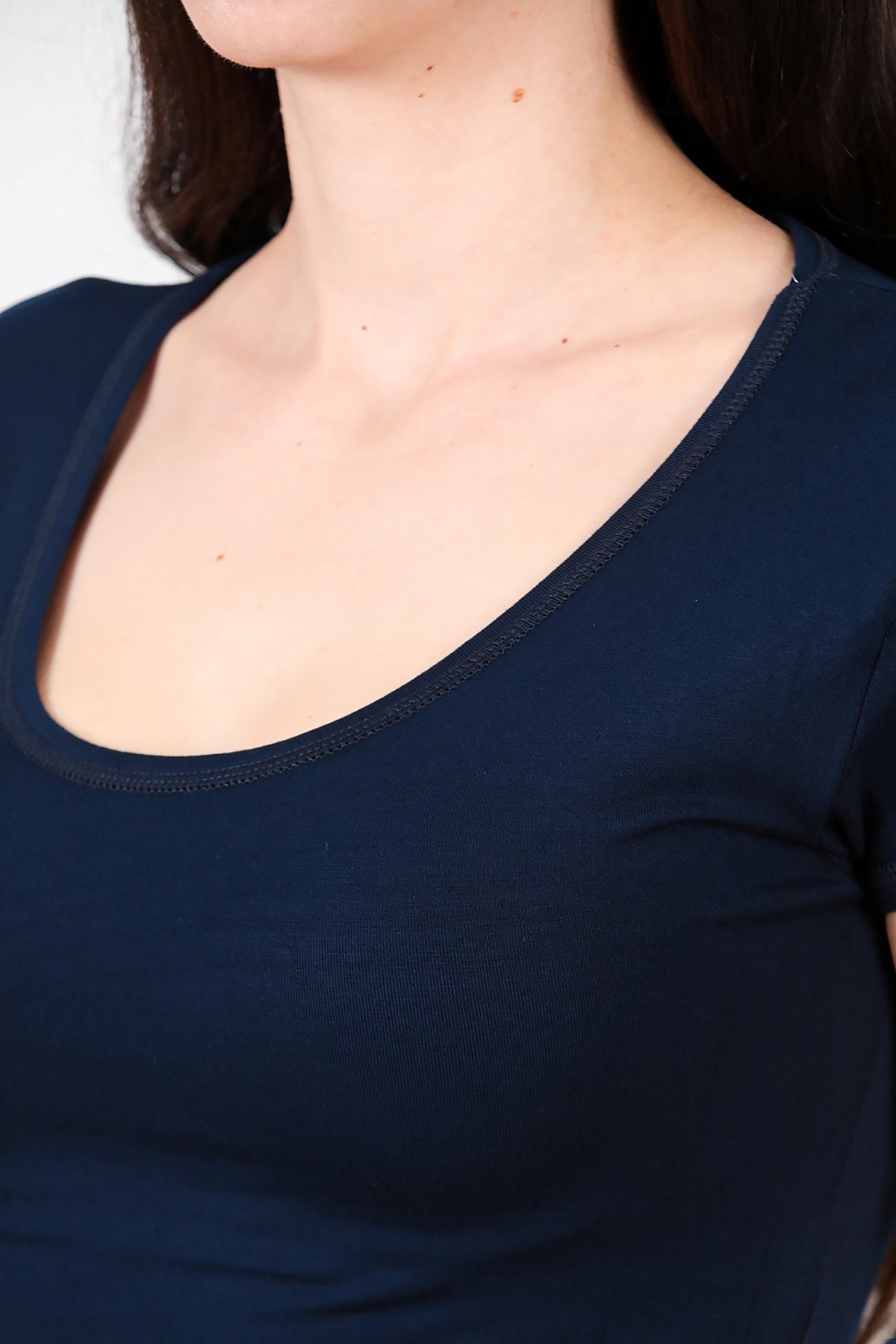 Crew - Neck T - Shirt — Navy