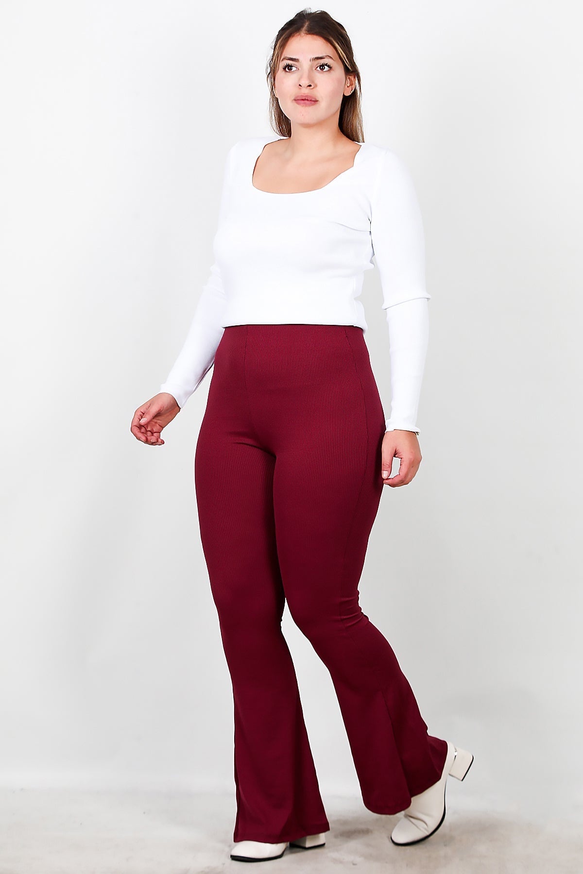 Plus - Size Ribbed Flare Leggings — Burgundy