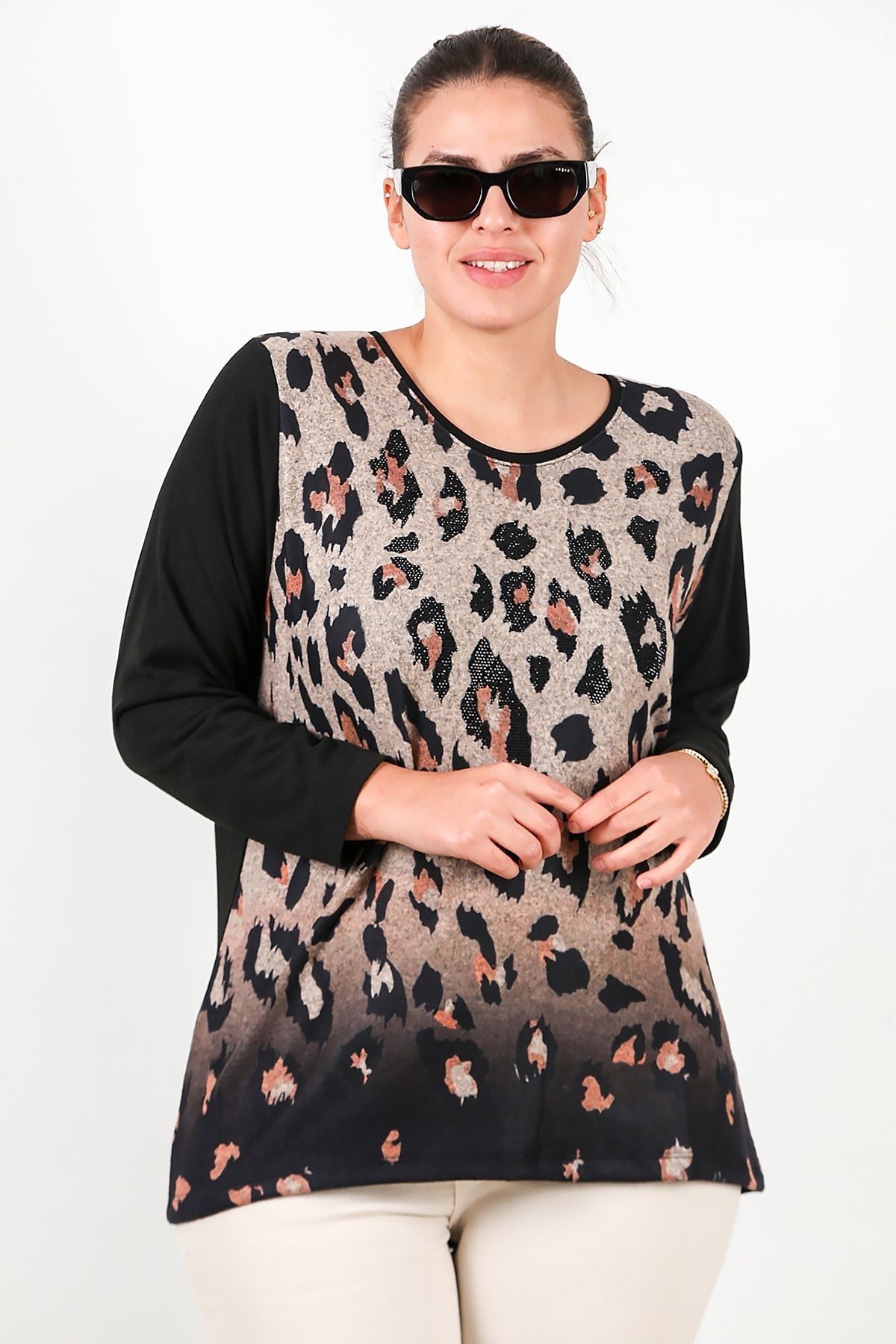 Plus - Size Leopard - Print Blouse — Black