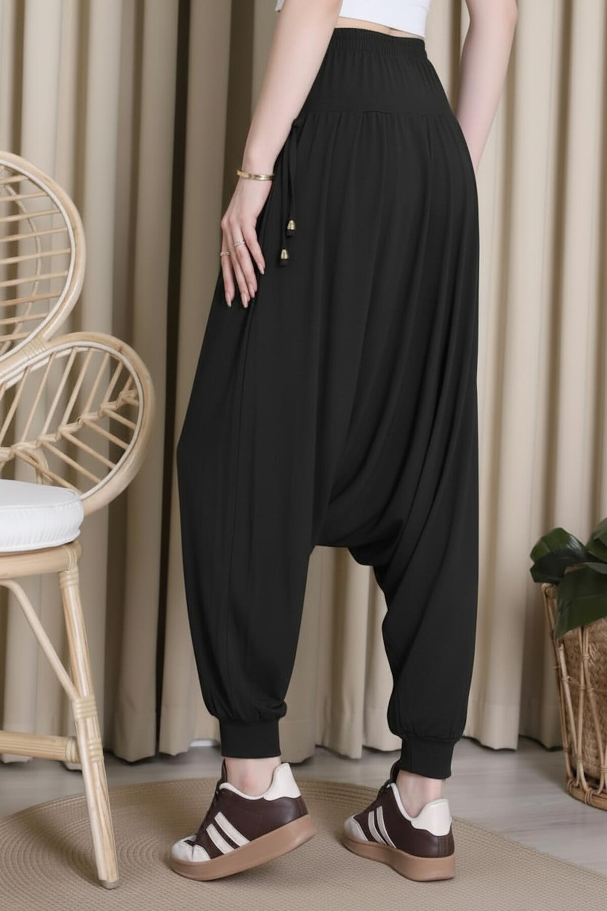 Plus - Size Sandy Trousers — Black