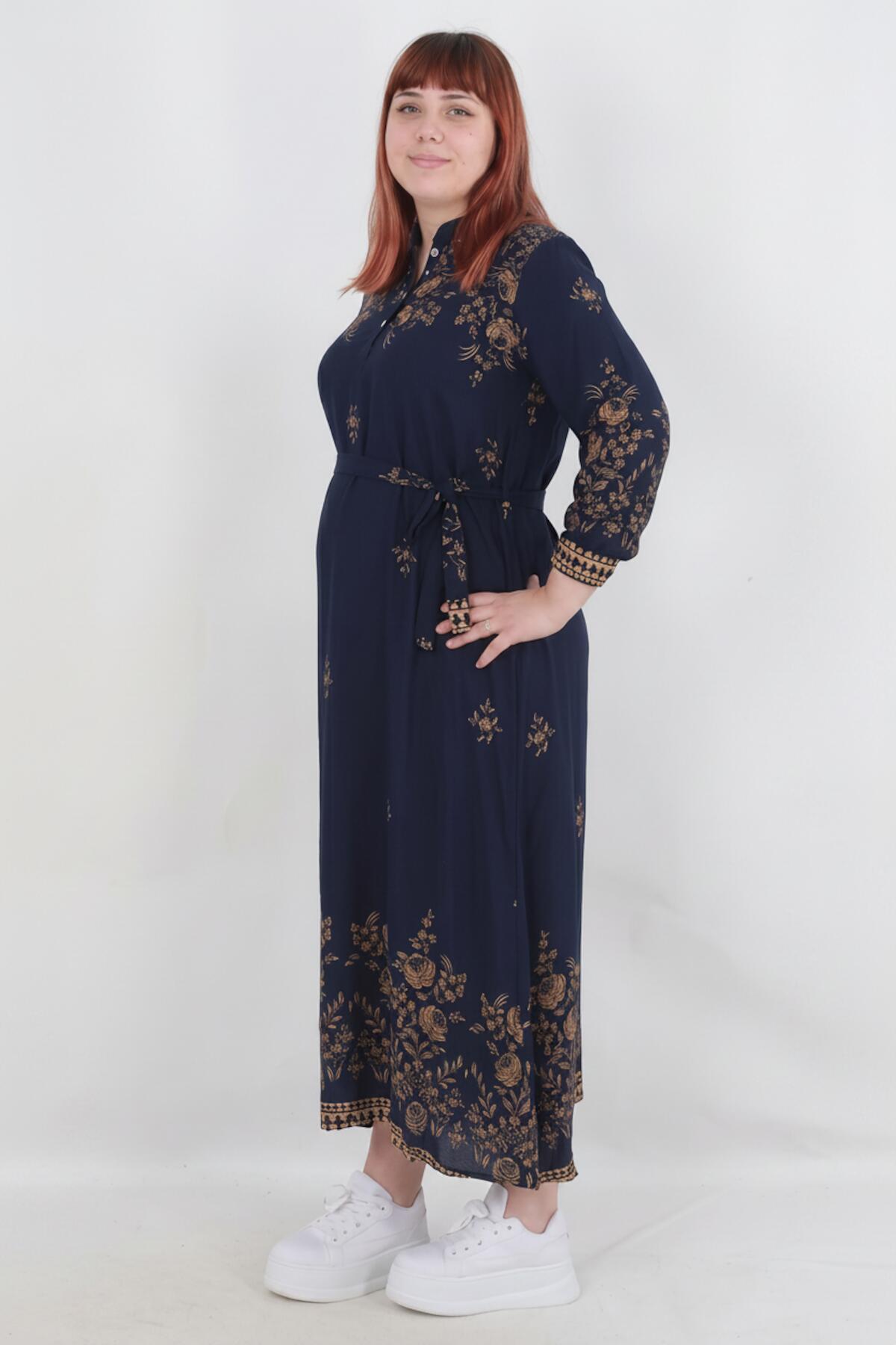 Plus‑Size Woven Dress With Botanical Pattern — Navy