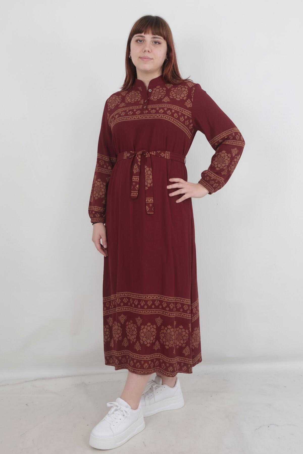 Plus - Size Woven Dress — Burgundy Pattern
