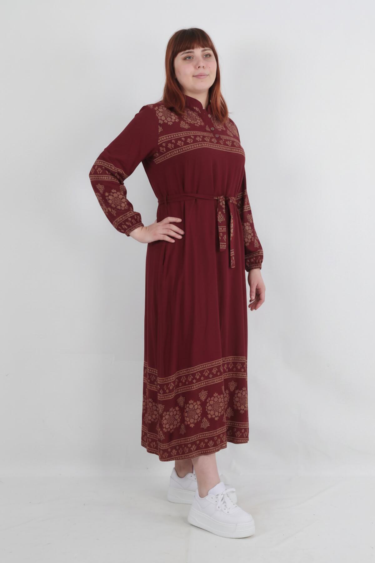 Plus - Size Woven Dress — Burgundy Pattern