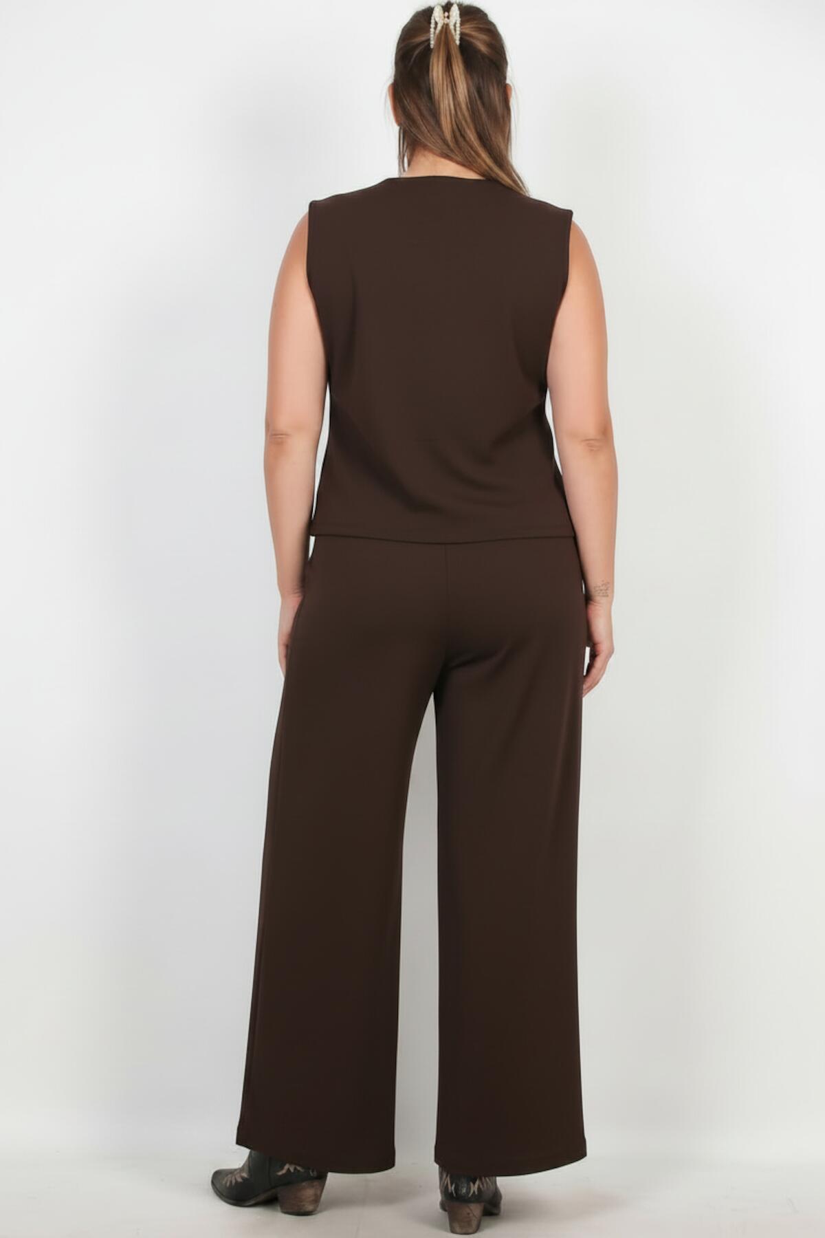 V‑Neck Vest Set — Brown — Plus Size
