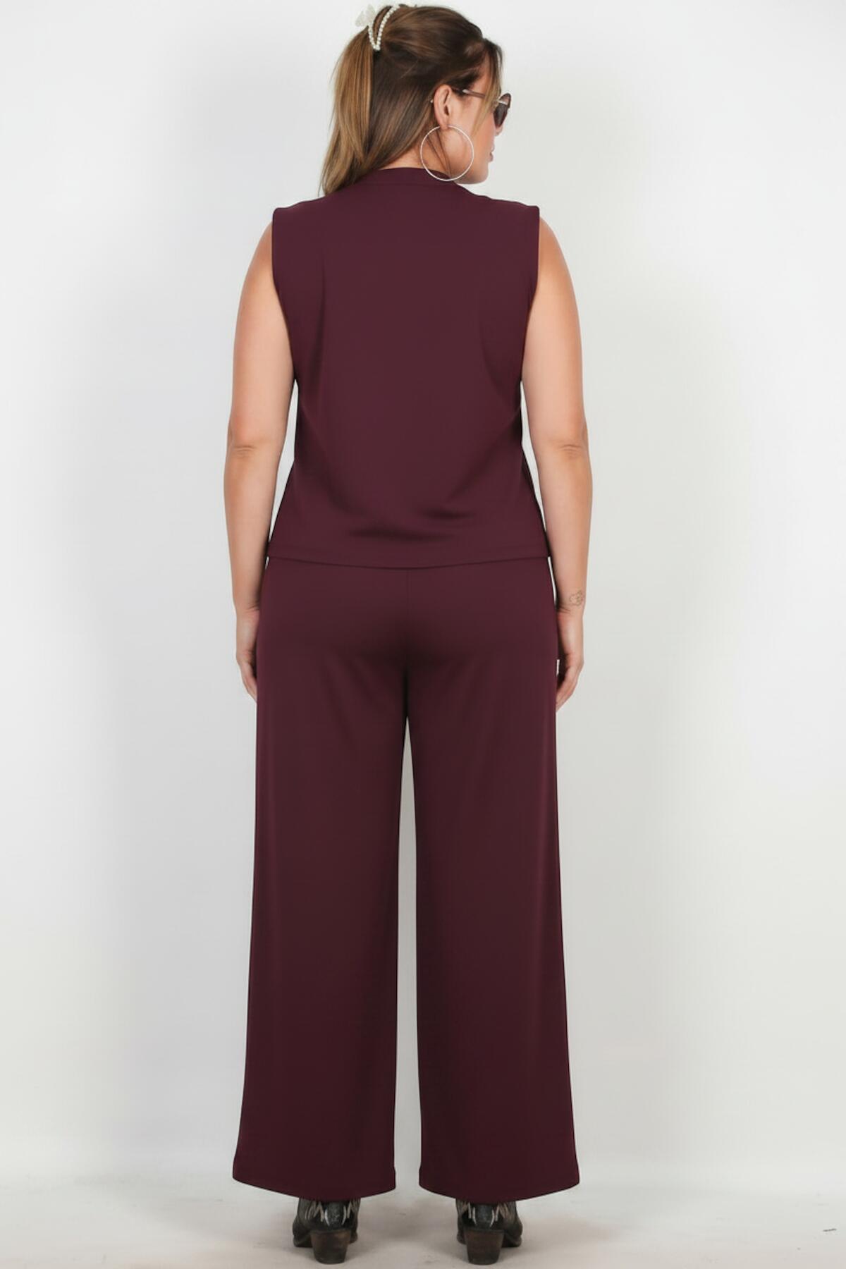 Burgundy Vest Set — Plus Size