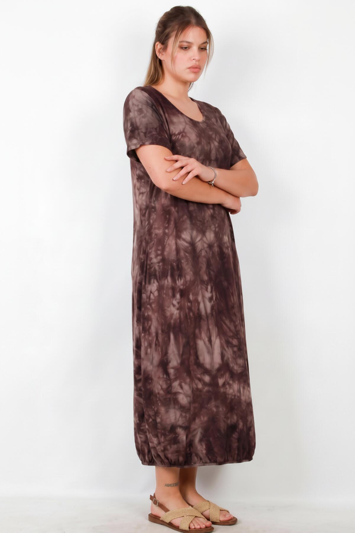 Plus - Size Short‑Sleeve Dress With Snap Hem — Brown