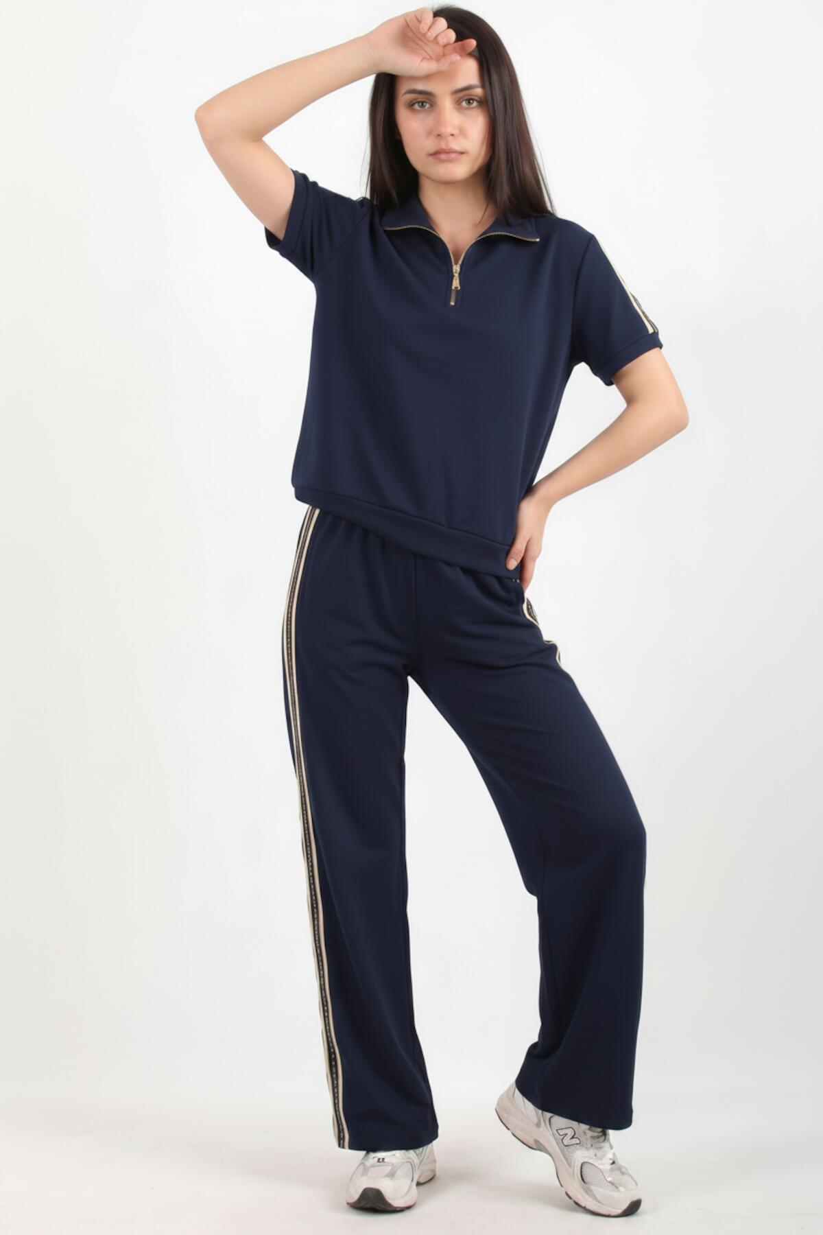 Half‑Zip Set With Side Stripe — Navy