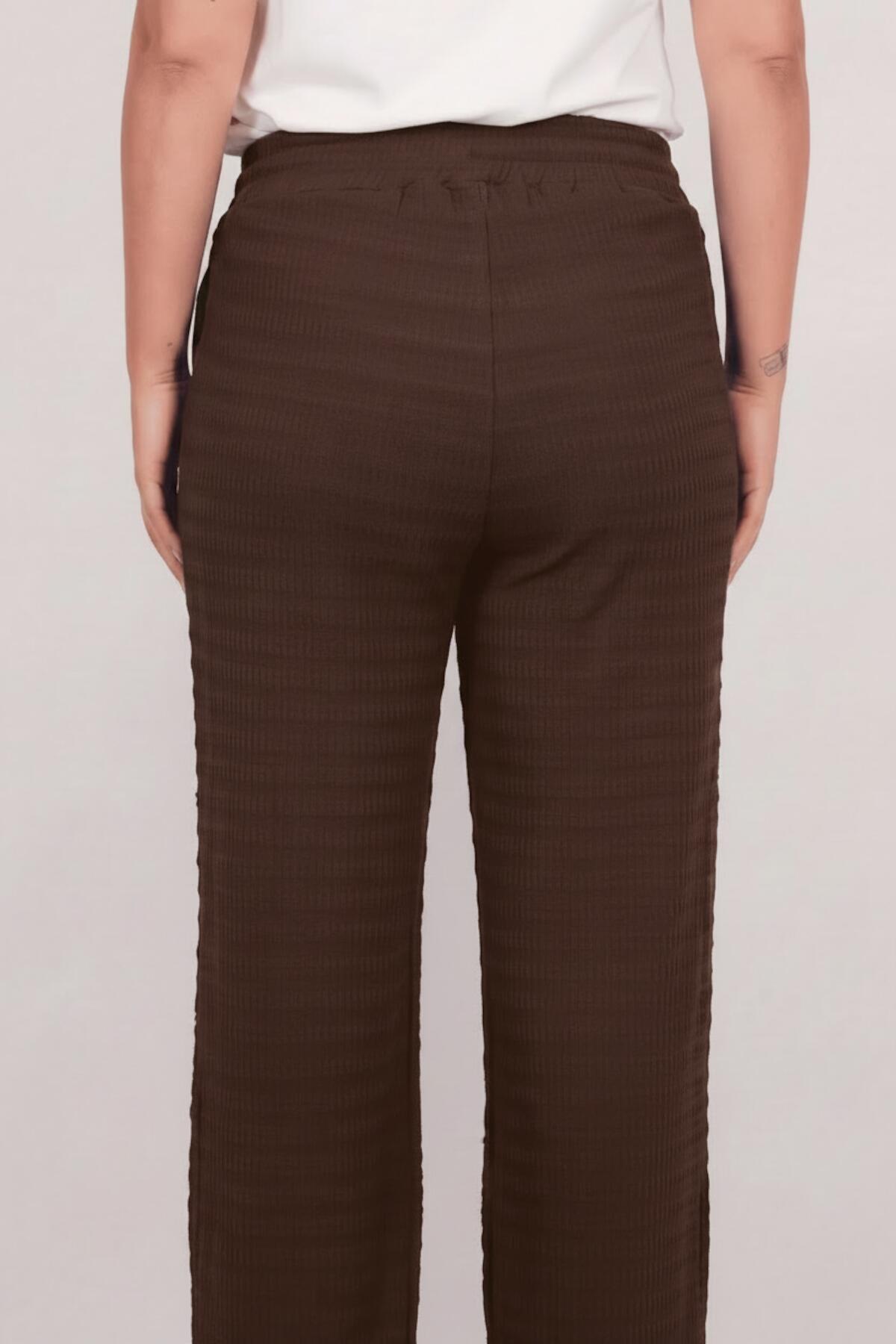 Plus - Size Wave - Print Wide - Leg Trousers — Brown