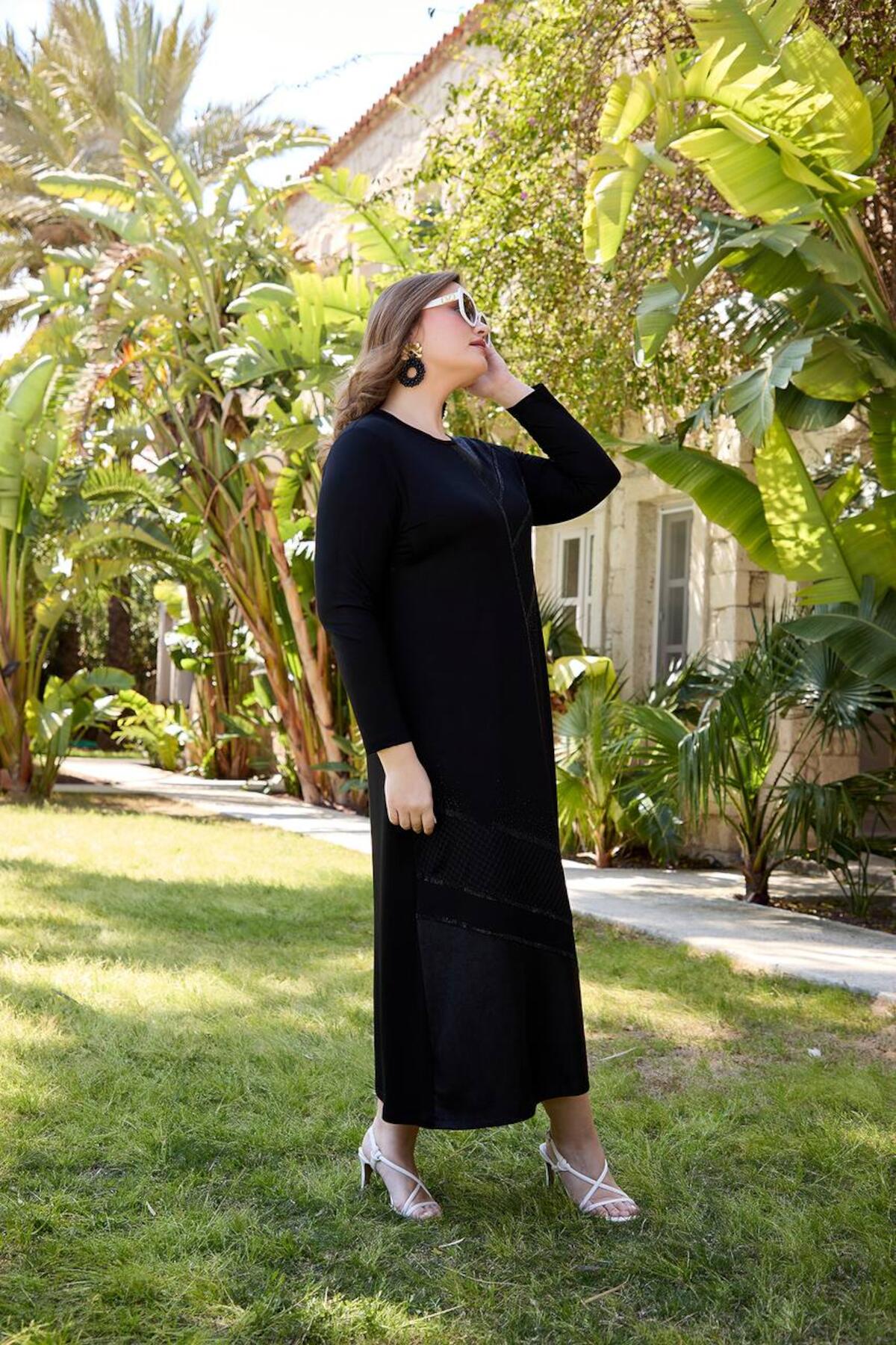 Plus - Size Crystal - Fabric Dress — Black