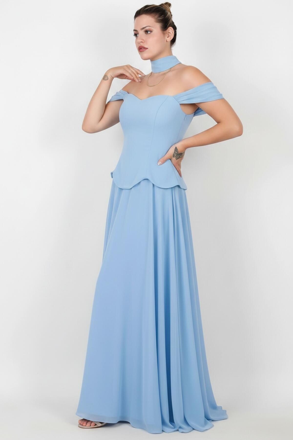 Plus - Size Crepe Evening Dress With Tulle Skirt And Shawl — Blue